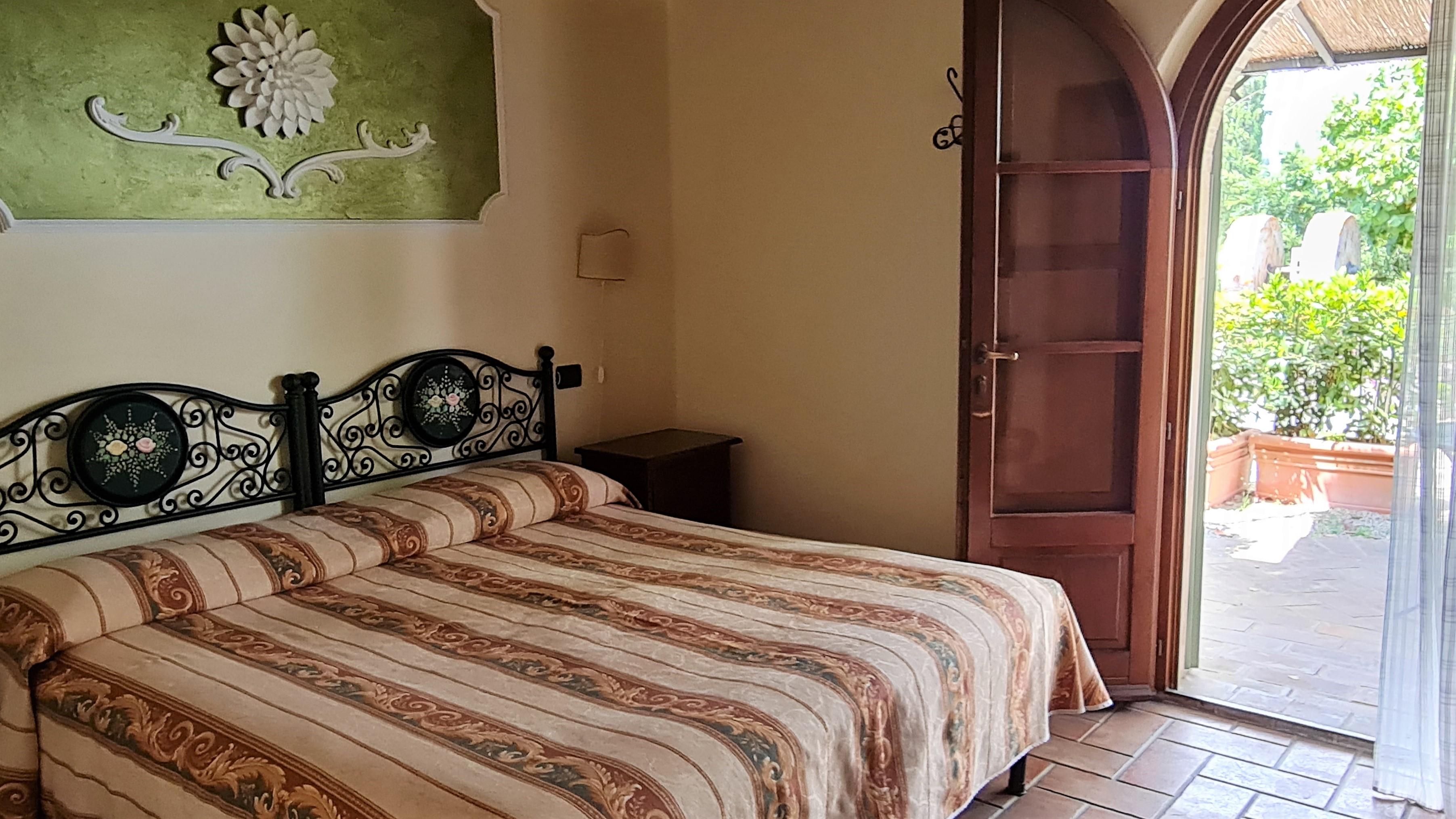 Bed and Breakfast Antico Borgo Il Cardino Сан-Джиминьяно Экстерьер фото