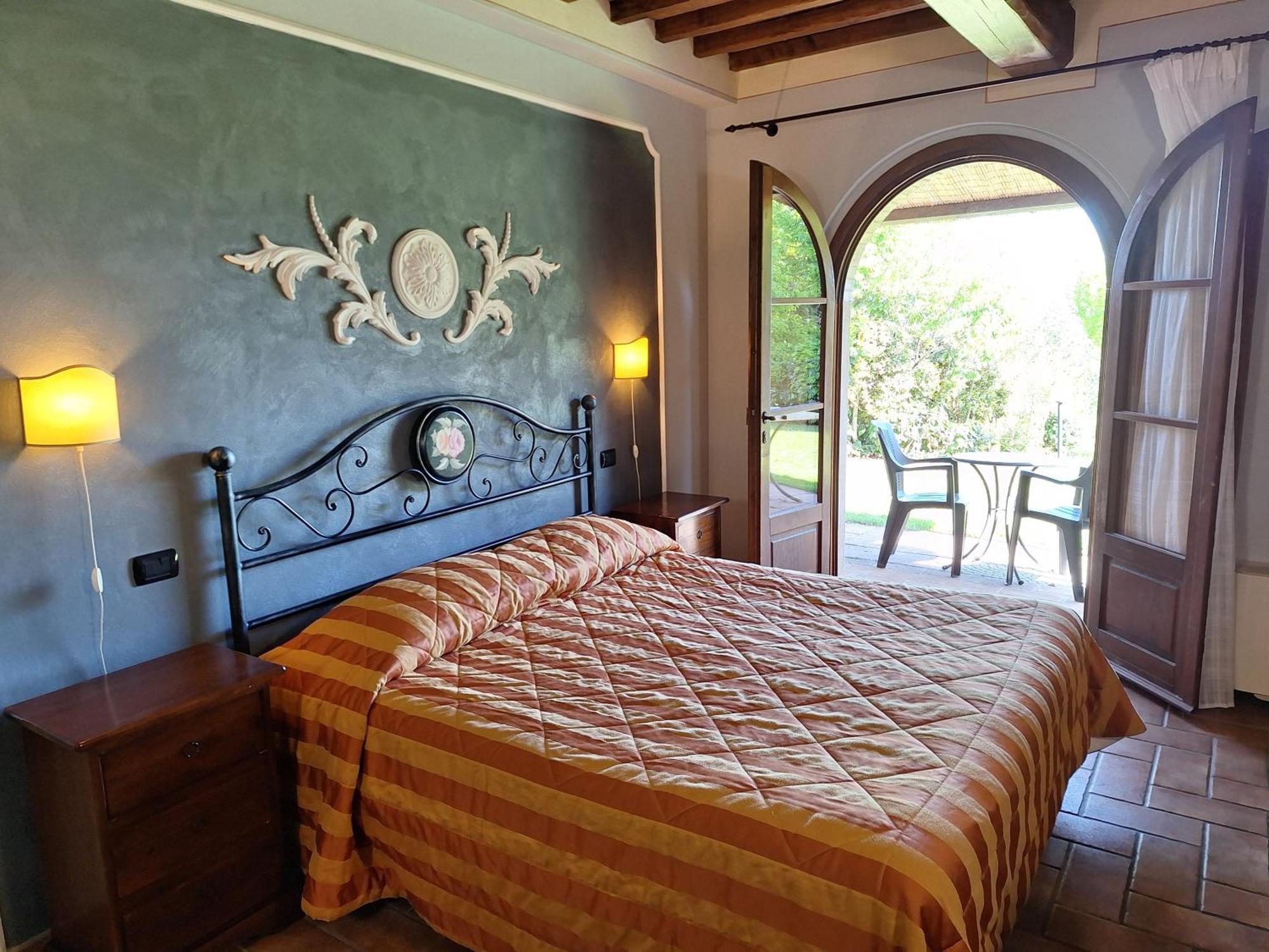 Bed and Breakfast Antico Borgo Il Cardino Сан-Джиминьяно Экстерьер фото