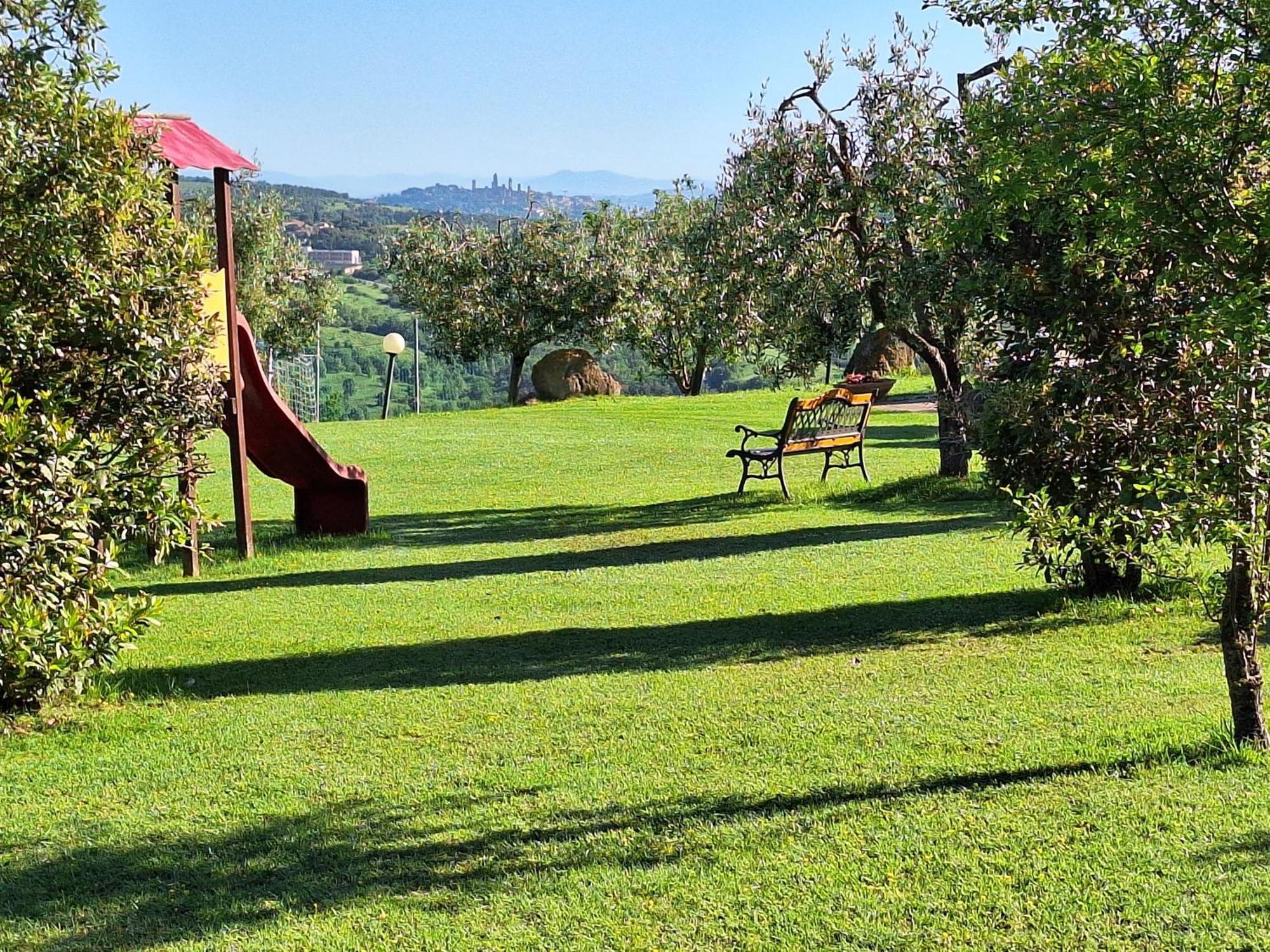 Bed and Breakfast Antico Borgo Il Cardino Сан-Джиминьяно Экстерьер фото