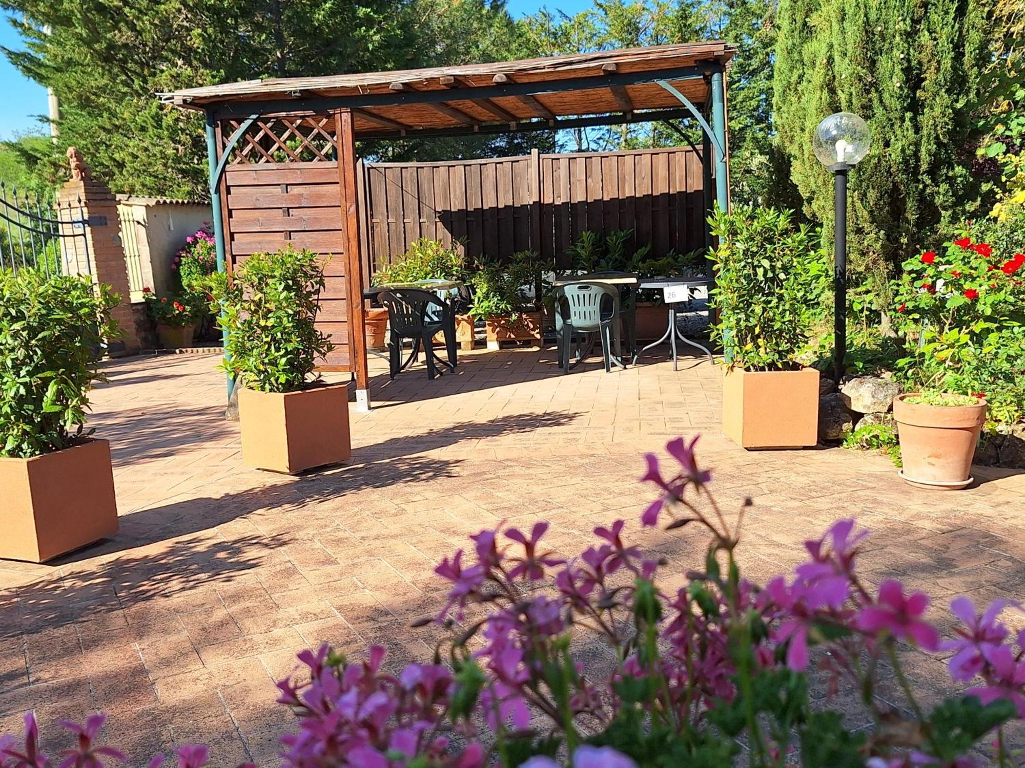 Bed and Breakfast Antico Borgo Il Cardino Сан-Джиминьяно Экстерьер фото